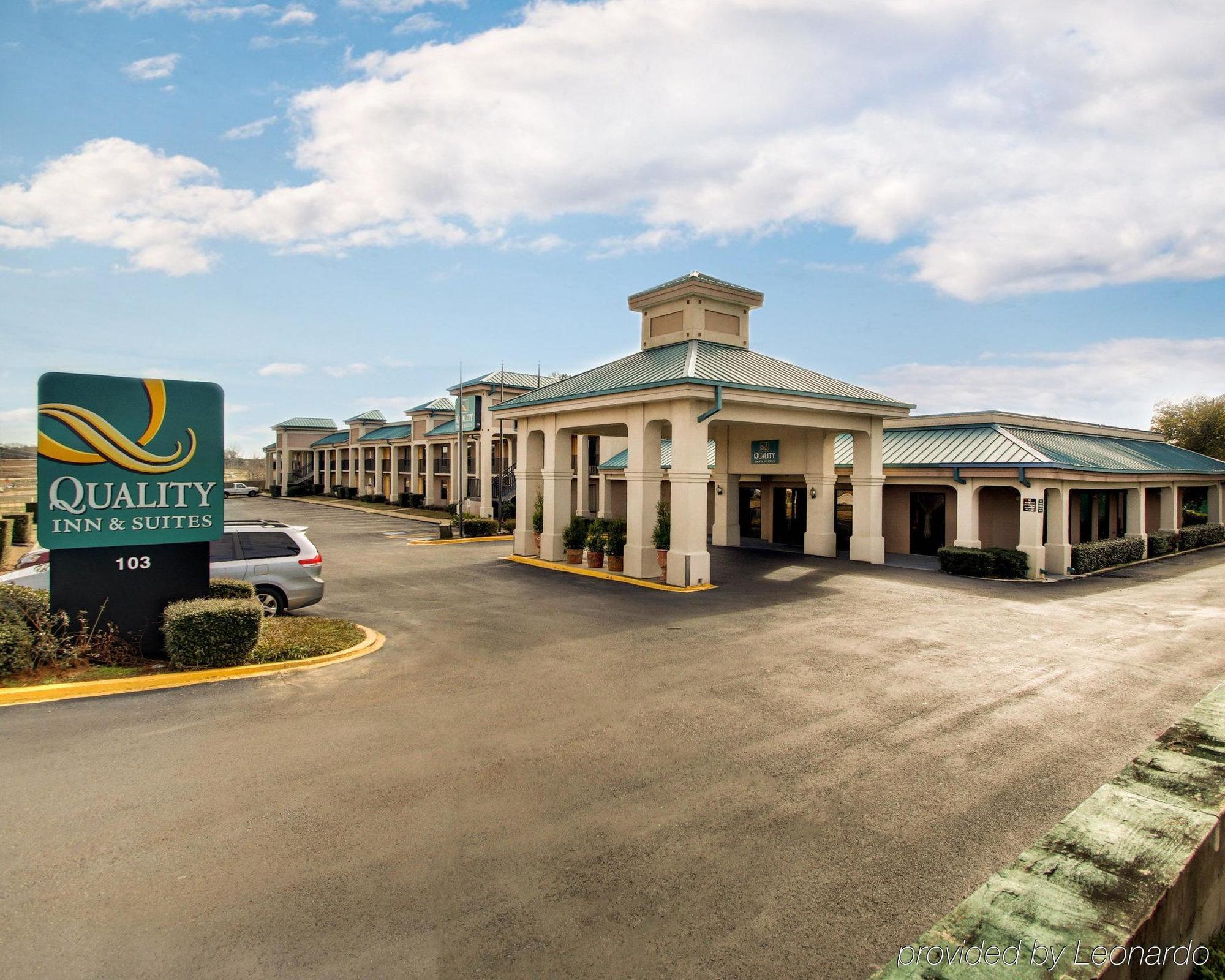 Quality Inn & Suites Clinton Εξωτερικό φωτογραφία